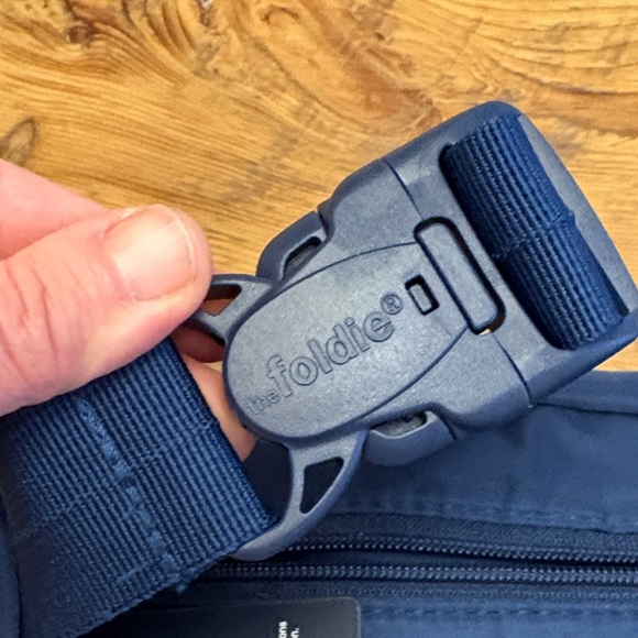 Foldie Women's Navy Belt Bag - Picture 5 of 7